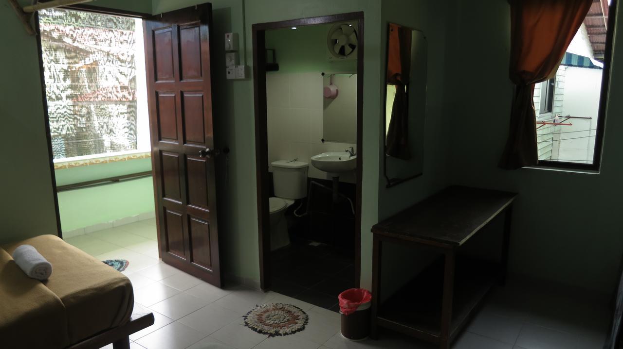 邦咯岛spk酒店 Kampong Sungai Udang 外观 照片